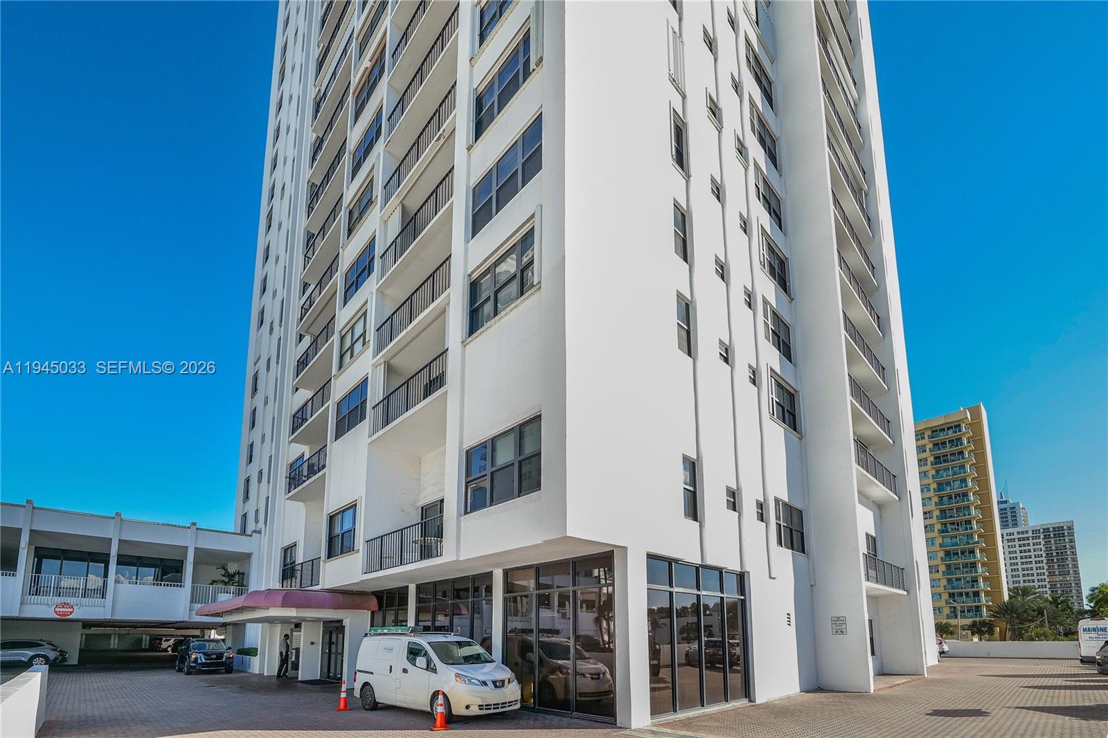 Photo of 2401 Ocean Dr #305, Hollywood, Florida, 33019 -