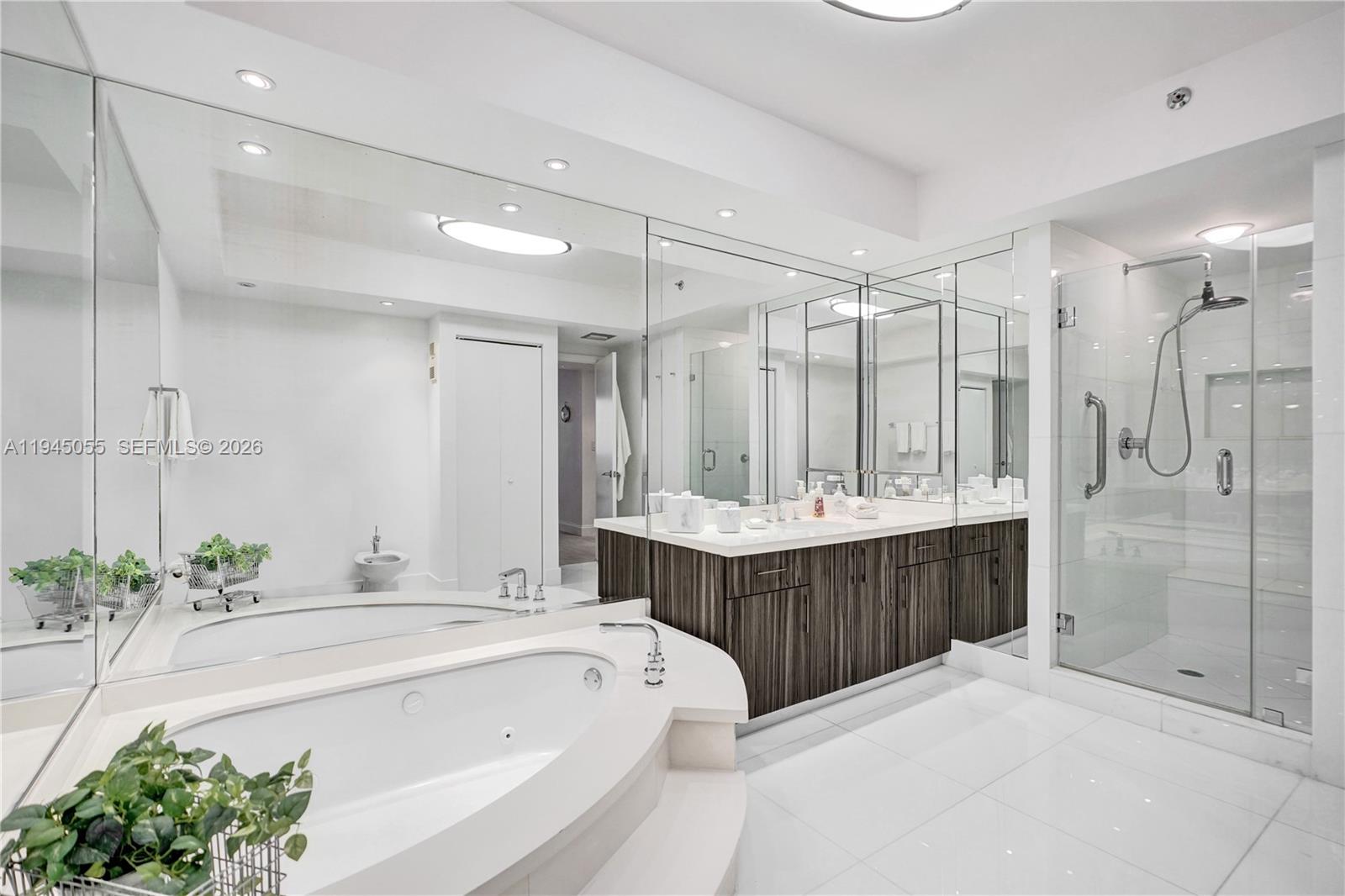 Photo of 20281 Country Club Dr  #1002, Aventura, Florida, 33180 - 