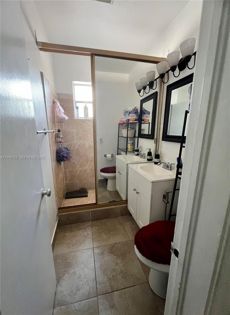   /  1425 кв.футов $ 2026-01-14 0 Фото