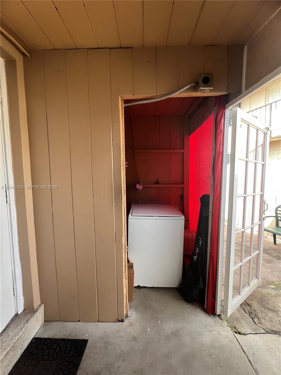   /  1425 кв.футов $ 2026-01-14 0 Фото