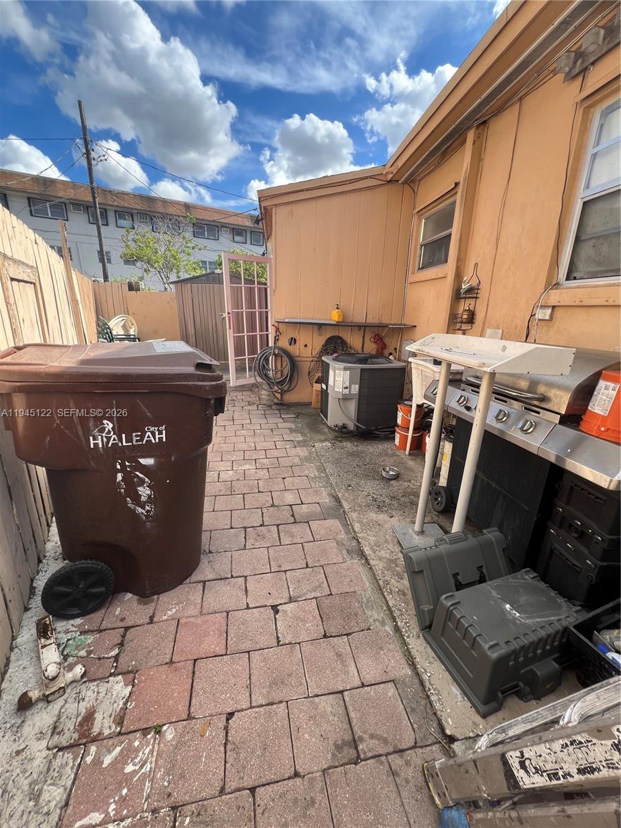   /  1425 кв.футов $ 2026-01-14 0 Фото