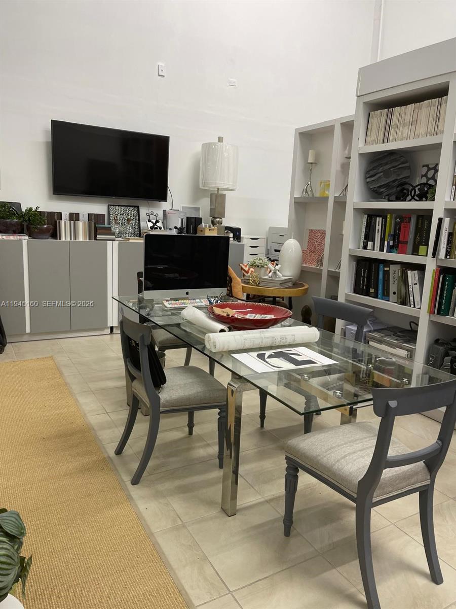 186  /   sq. ft. $ 2026-01-14 0 foto