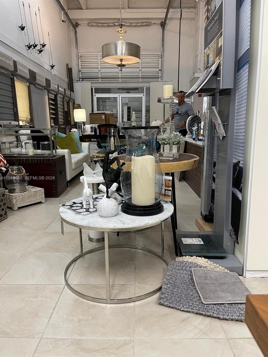 186  /   sq. ft. $ 2026-01-14 0 foto