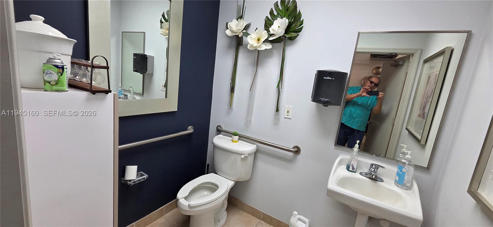 186  /   sq. ft. $ 2026-01-14 0 foto