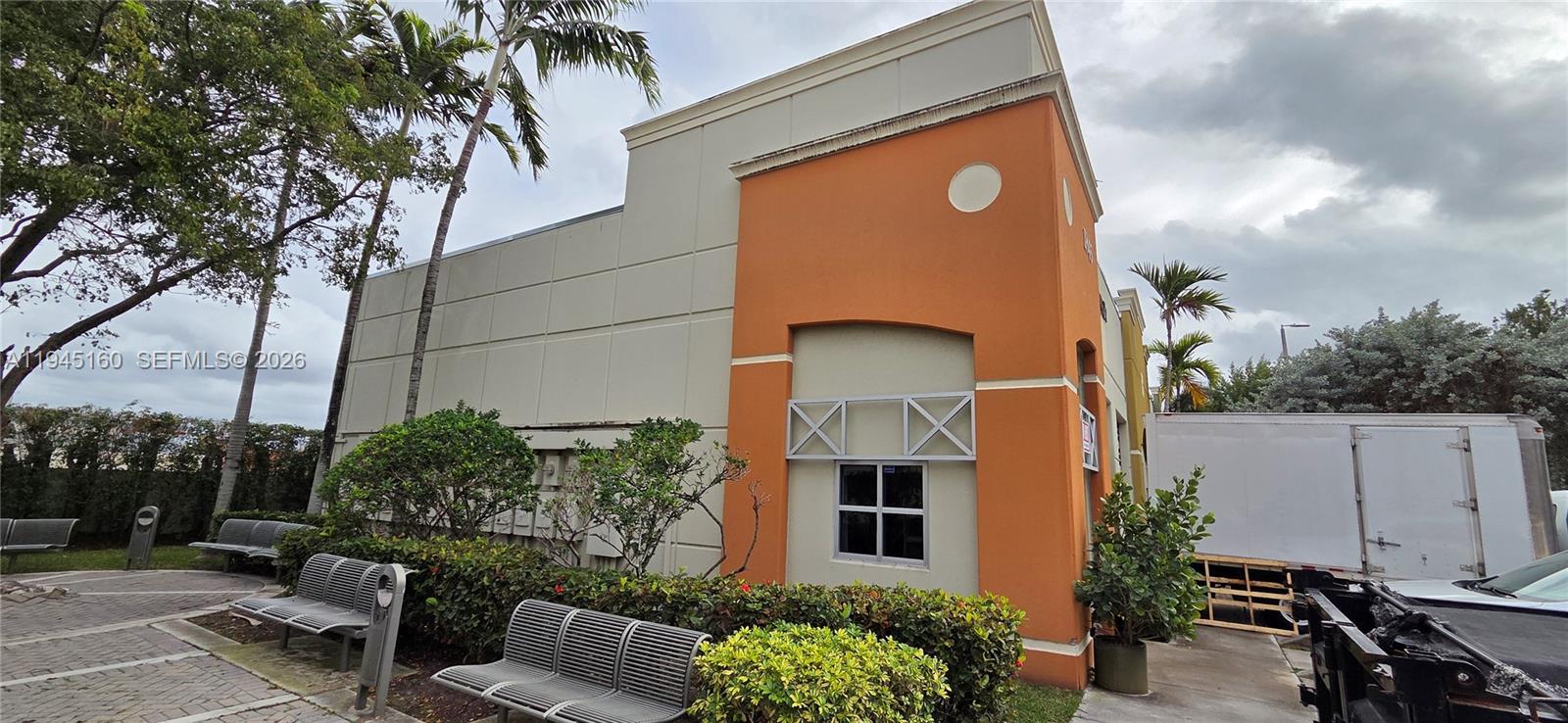 186  /   sq. ft. $ 2026-01-14 0 foto