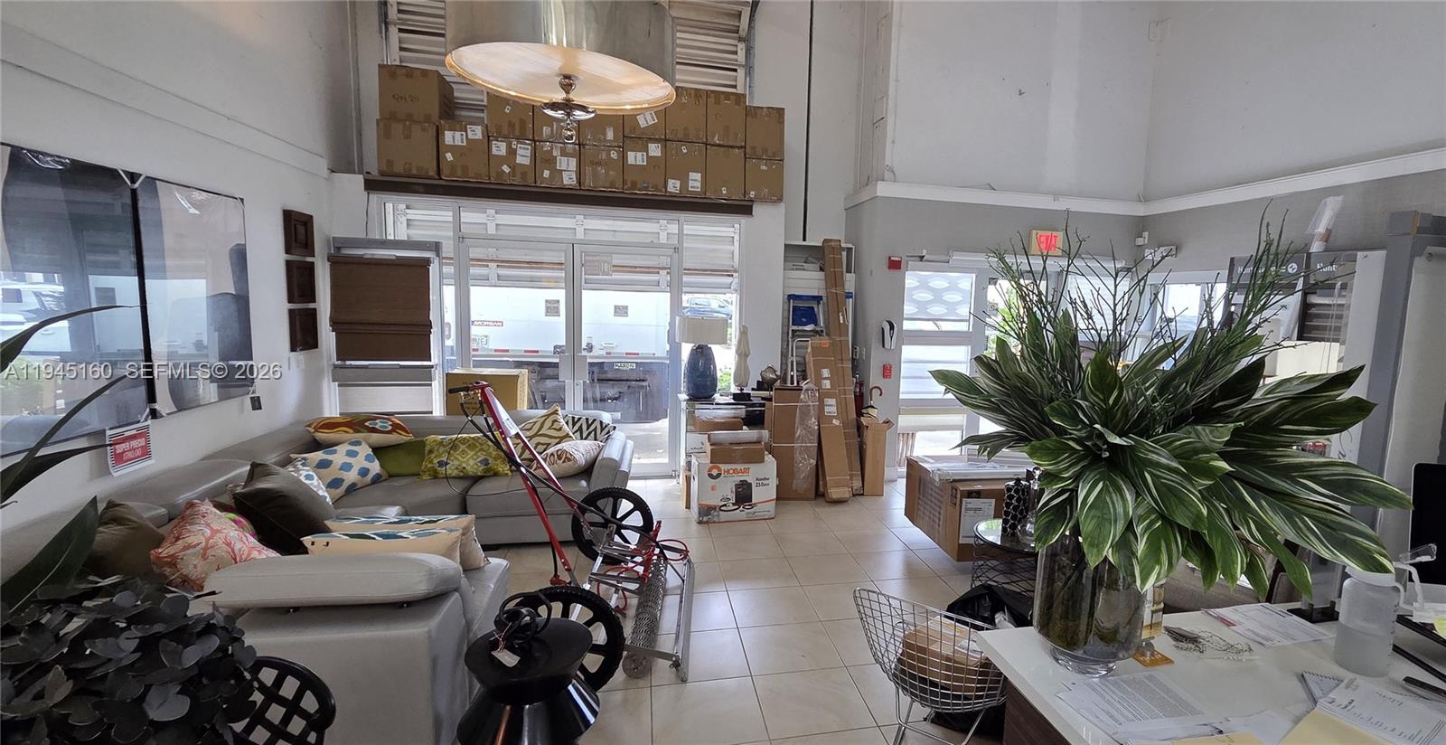 186  /   sq. ft. $ 2026-01-14 0 foto