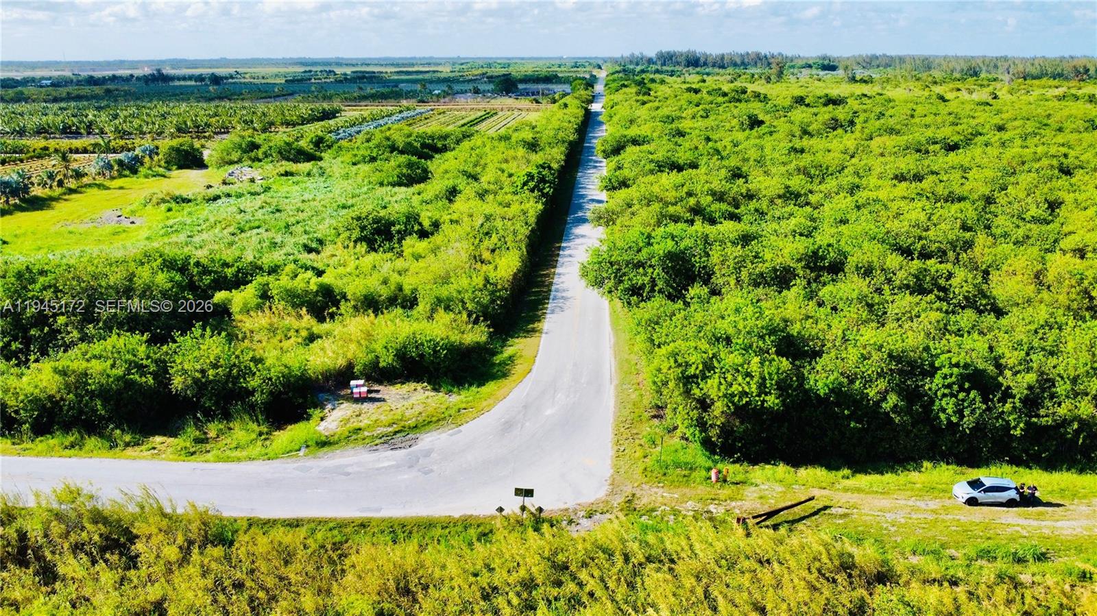   /   кв.футов $ 2026-01-14 0 Фото