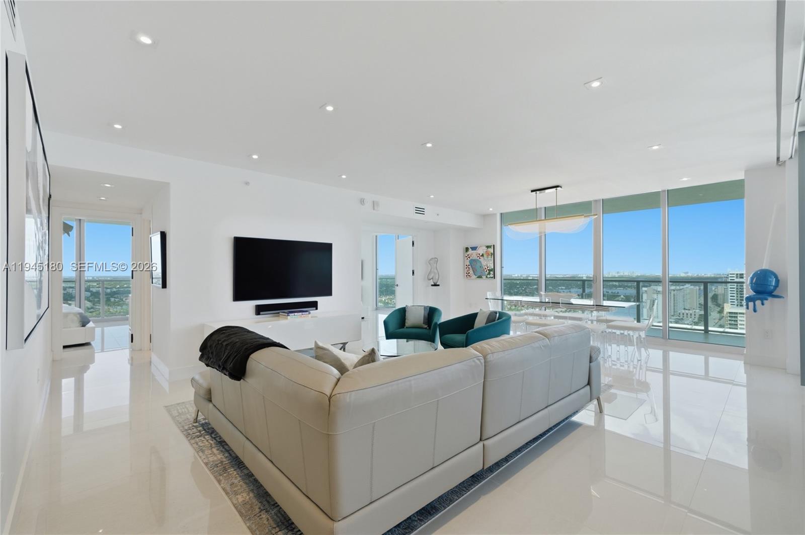 Photo of 3101 Ocean Dr  #2601, Hollywood, Florida, 33019 - 