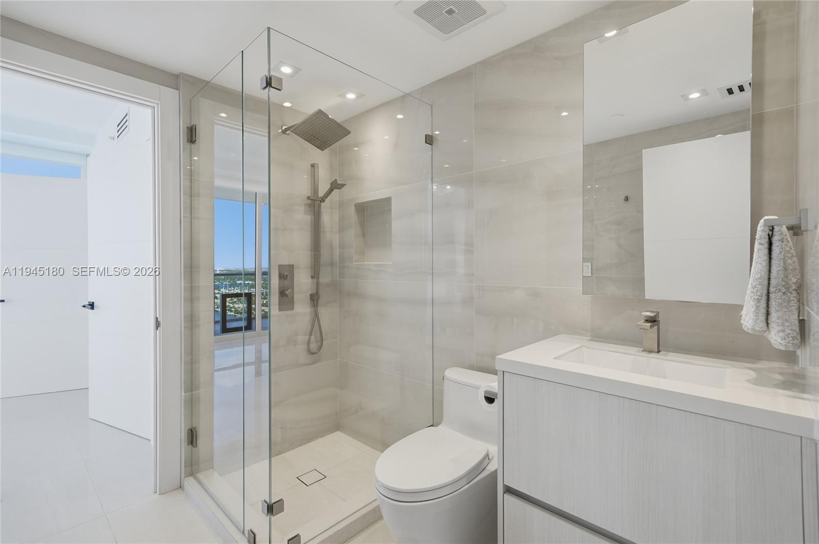 Photo of 3101 Ocean Dr  #2601, Hollywood, Florida, 33019 - 