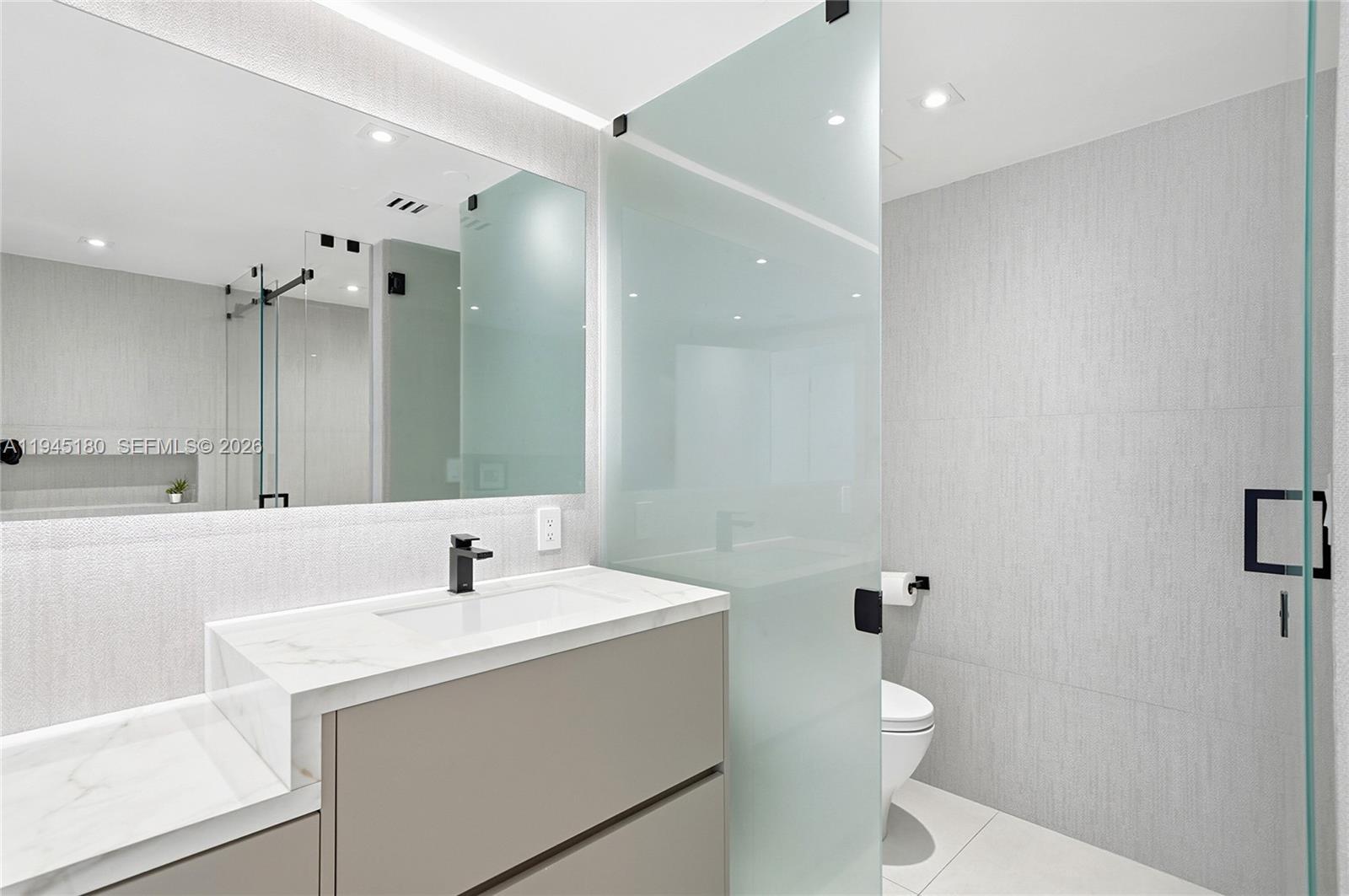 Photo of 3101 Ocean Dr  #2601, Hollywood, Florida, 33019 - 