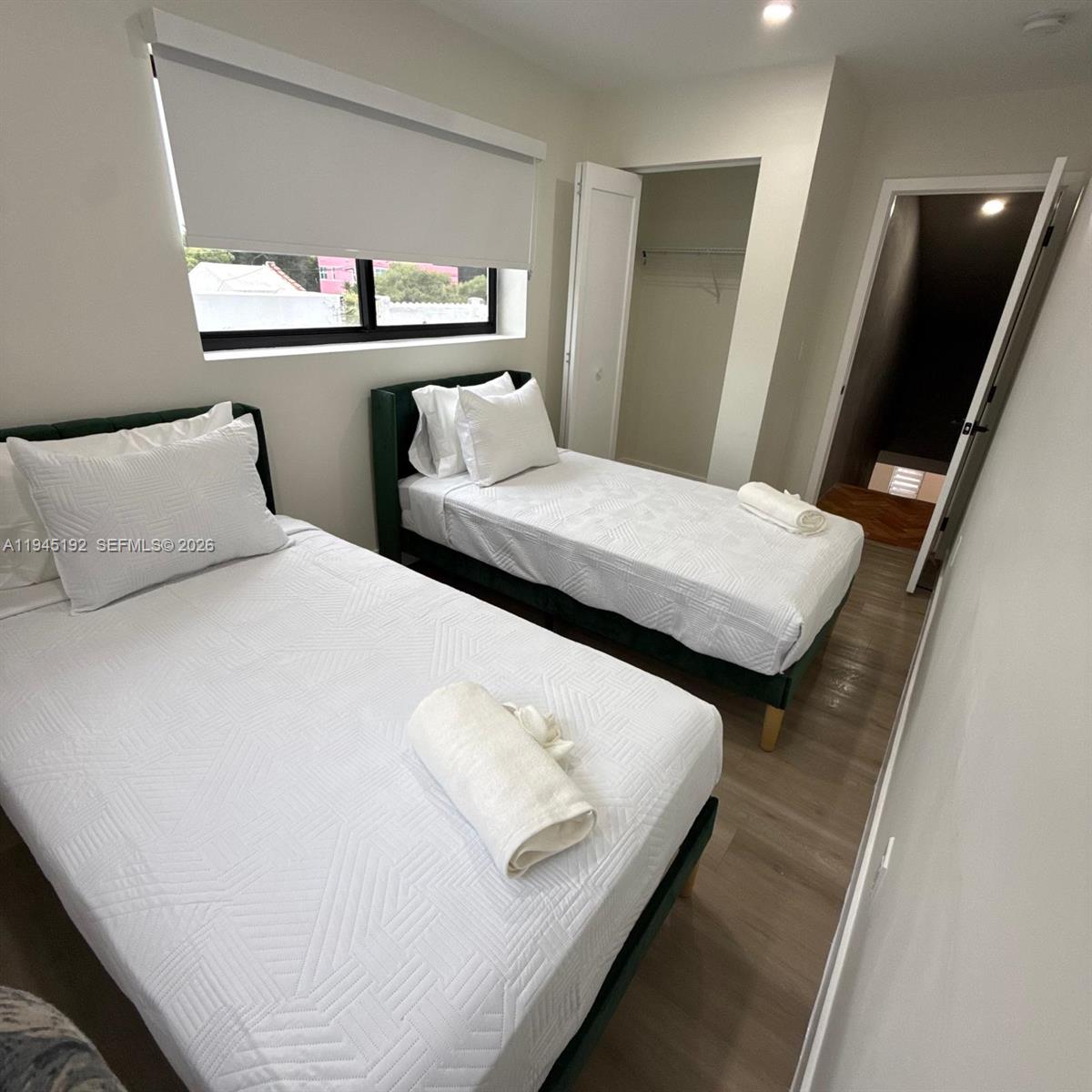   /  2970 sq. ft. $ 2026-01-14 0 foto