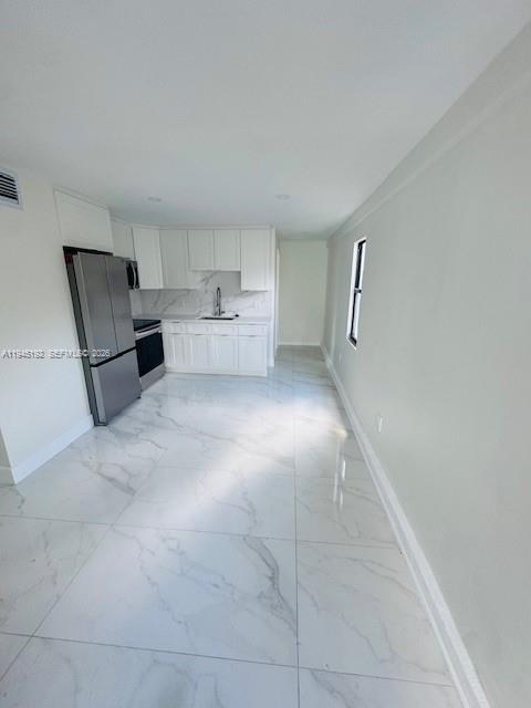   /  2970 sq. ft. $ 2026-01-14 0 foto