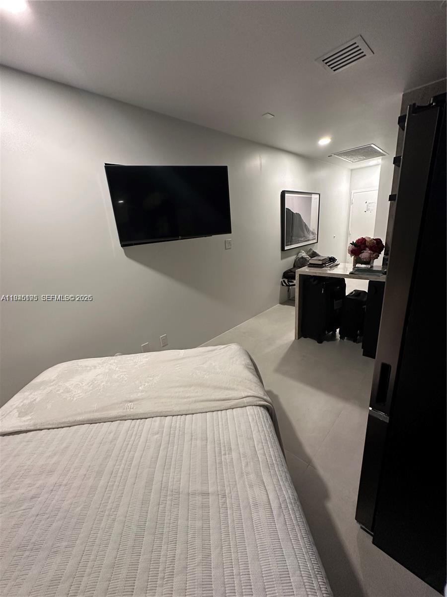 325 0 / 1 288 sq. ft. $ 2026-01-14 0 Photo