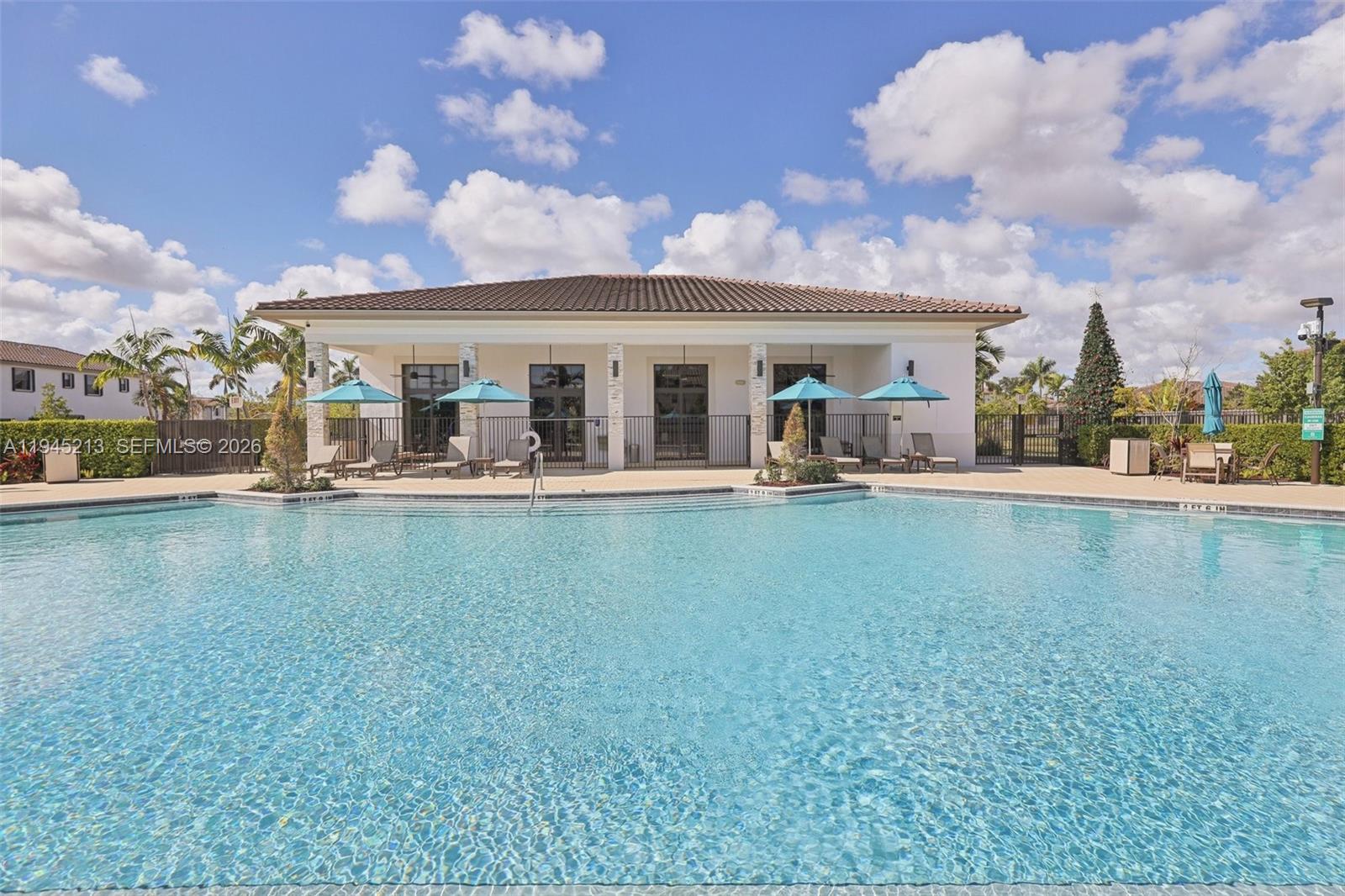 11771 3 / 3 1612 sq. ft. $ 2026-01-14 0 Photo