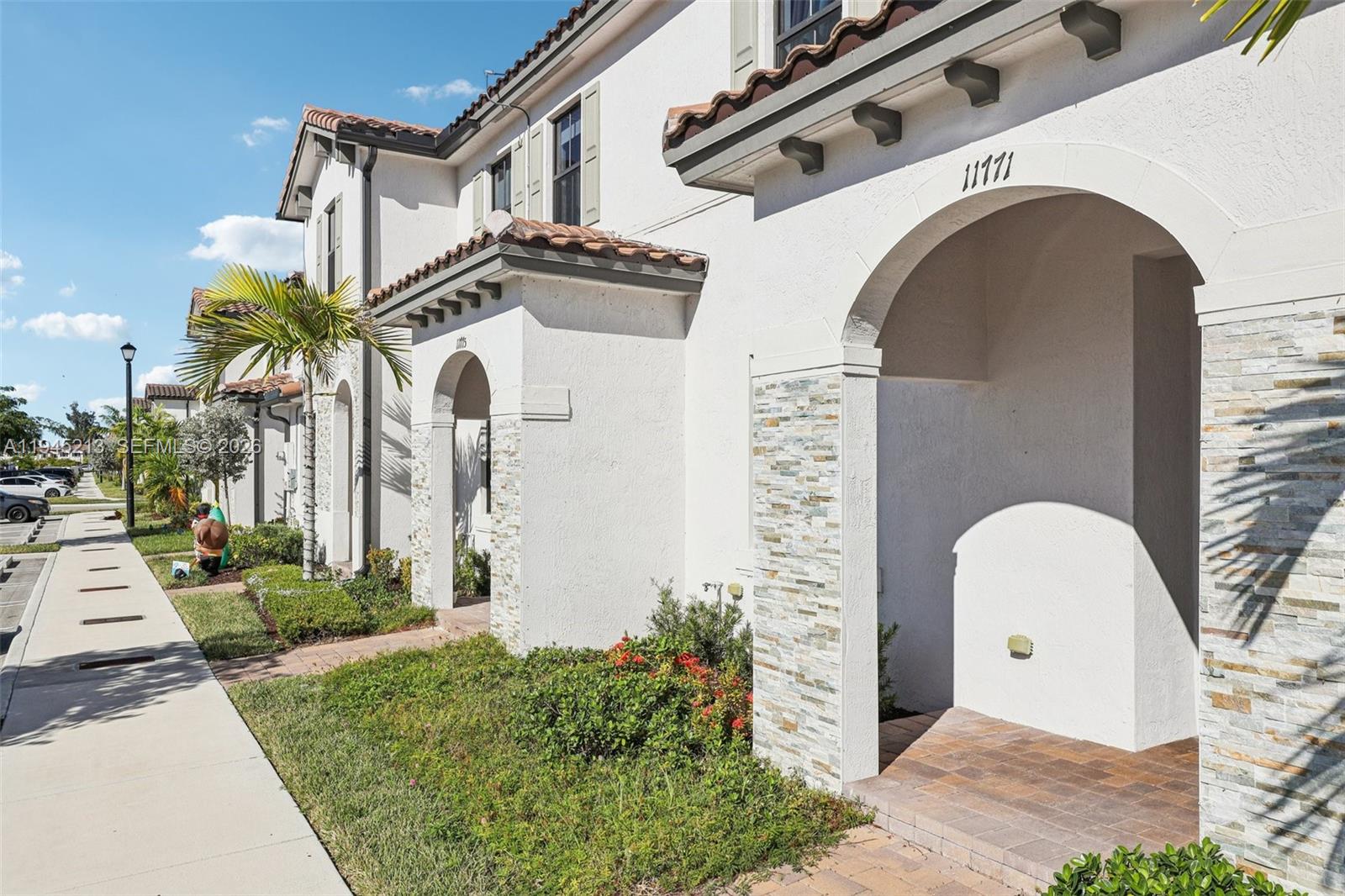 11771 3 / 3 1612 sq. ft. $ 2026-01-14 0 Photo