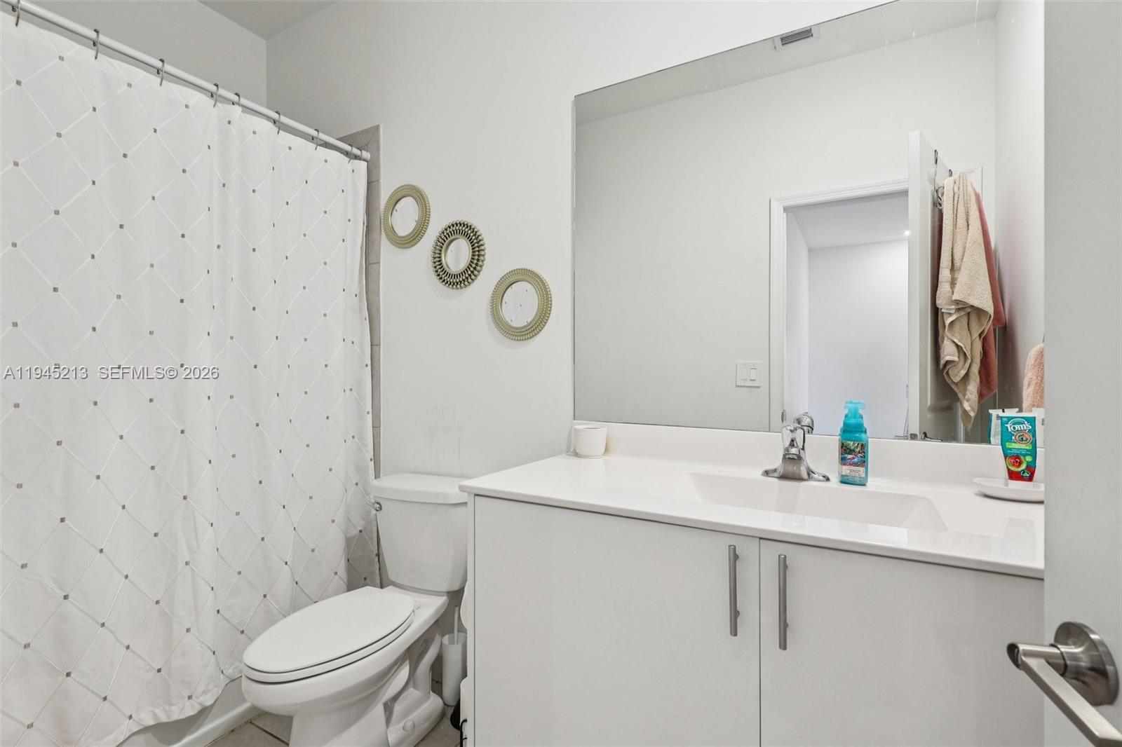 11771 3 / 3 1612 sq. ft. $ 2026-01-14 0 Photo