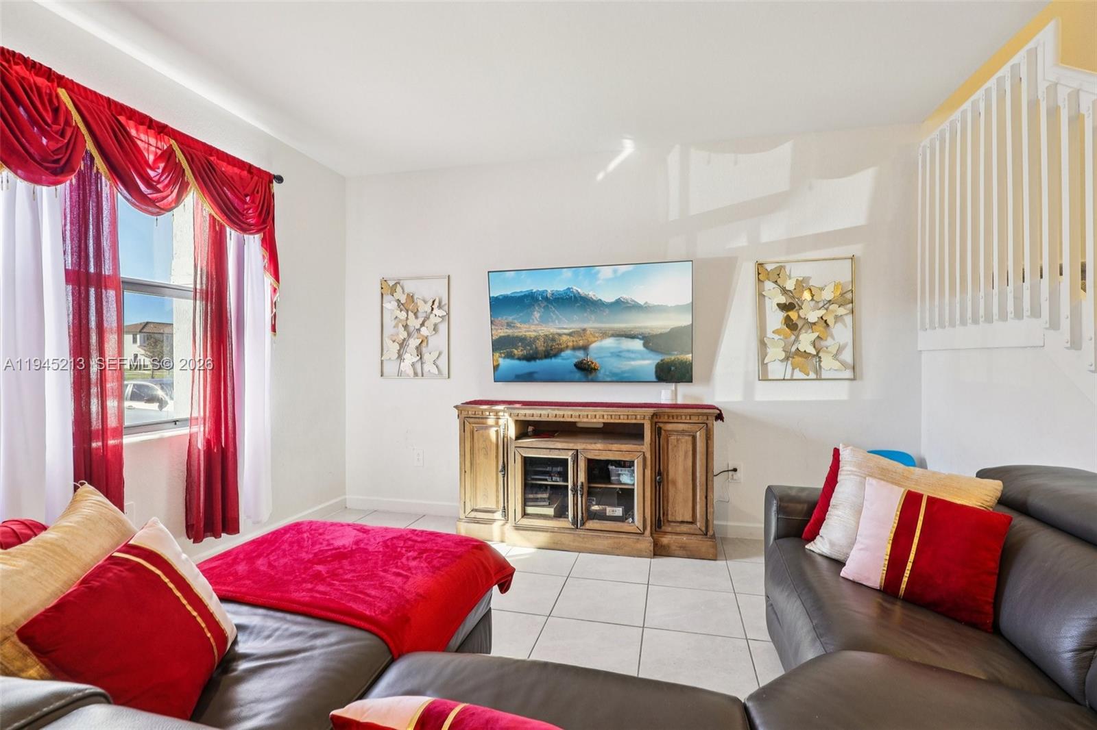 11771 3 / 3 1612 sq. ft. $ 2026-01-14 0 Photo