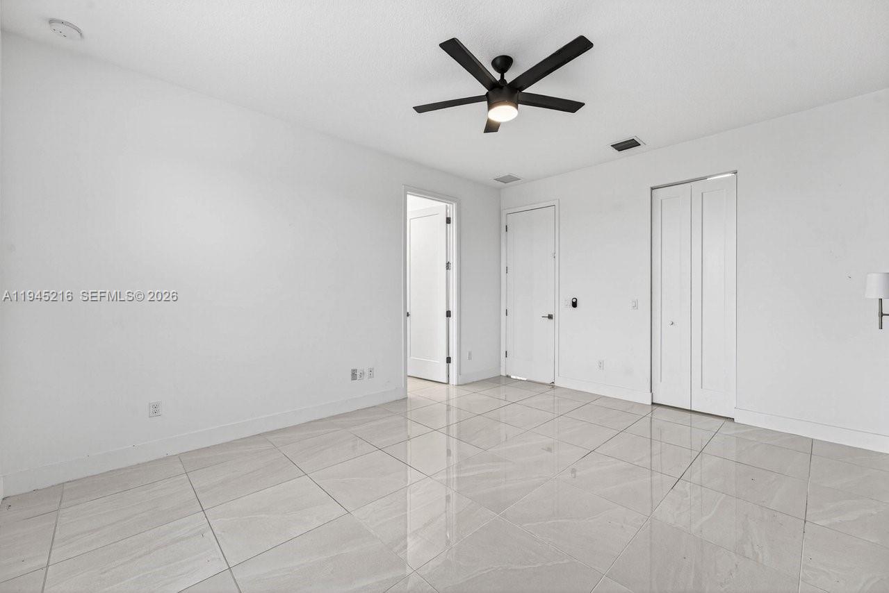 16575 5 / 4 2512 sq. ft. $ 2026-01-14 0 Photo