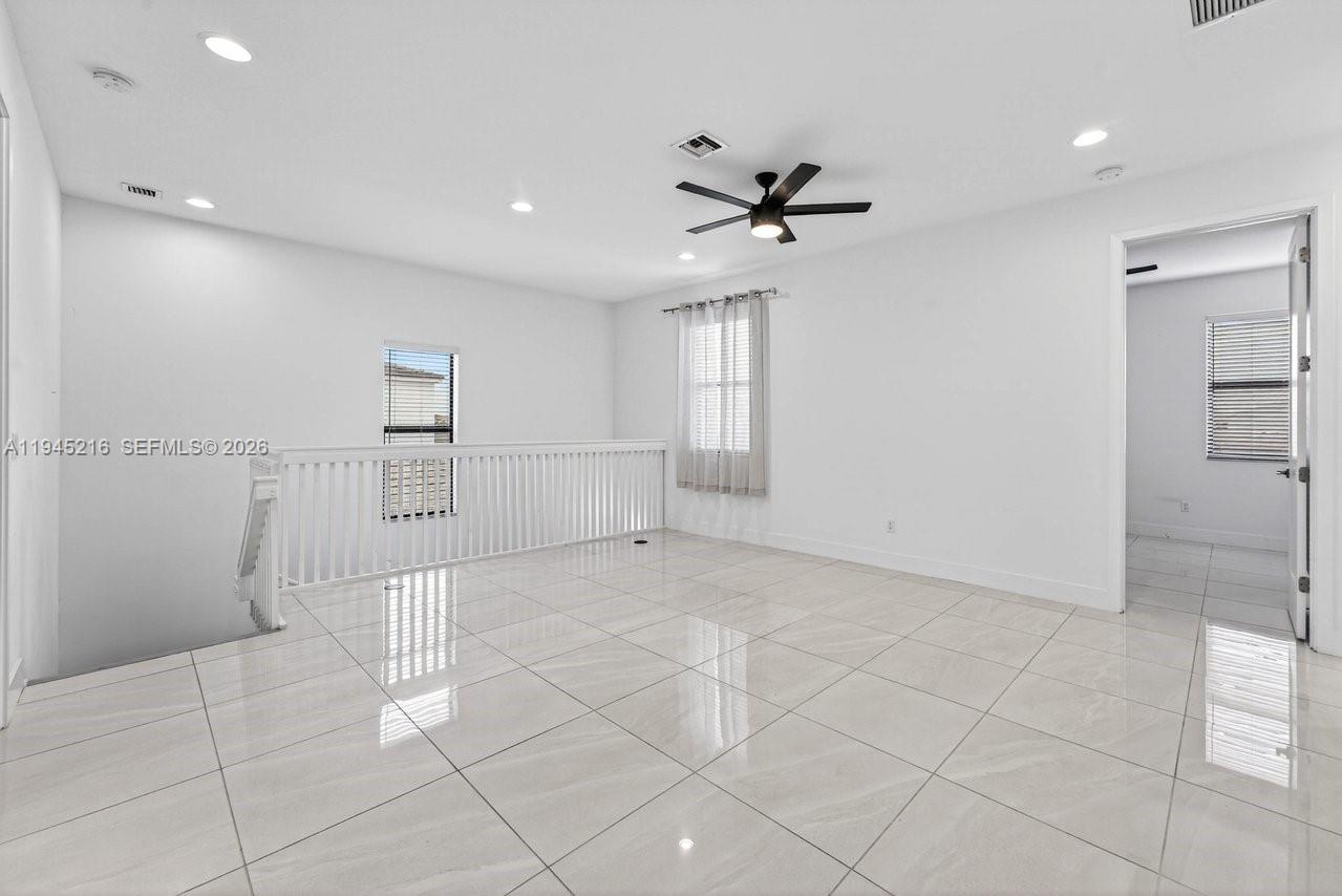 16575 5 / 4 2512 sq. ft. $ 2026-01-14 0 Photo