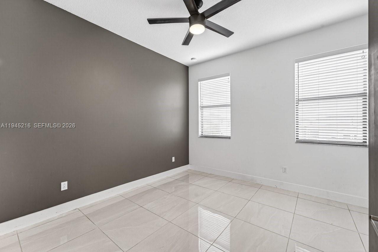 16575 5 / 4 2512 sq. ft. $ 2026-01-14 0 Photo