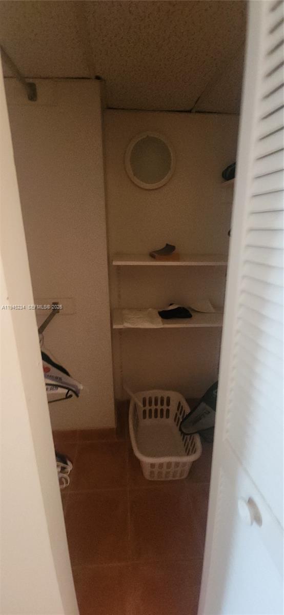 3P 2 / 2 1380 sq. ft. $ 2026-01-14 0 foto