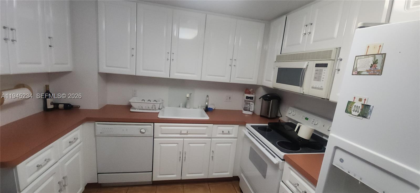 3P 2 / 2 1380 sq. ft. $ 2026-01-14 0 foto