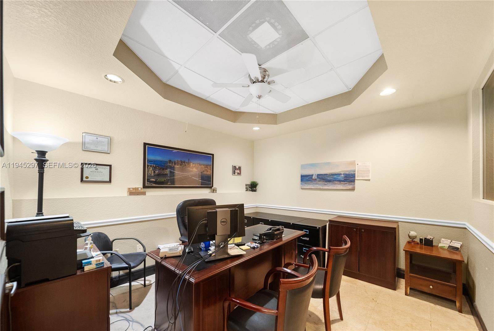 109C  /   кв.футов $ 2026-01-14 0 Фото