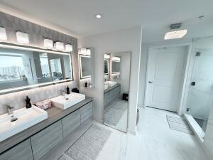 Photo of 400 Sunny Isles  #1022, Sunny Isles Beach, Florida, 33160 - 20260113201305425581000000