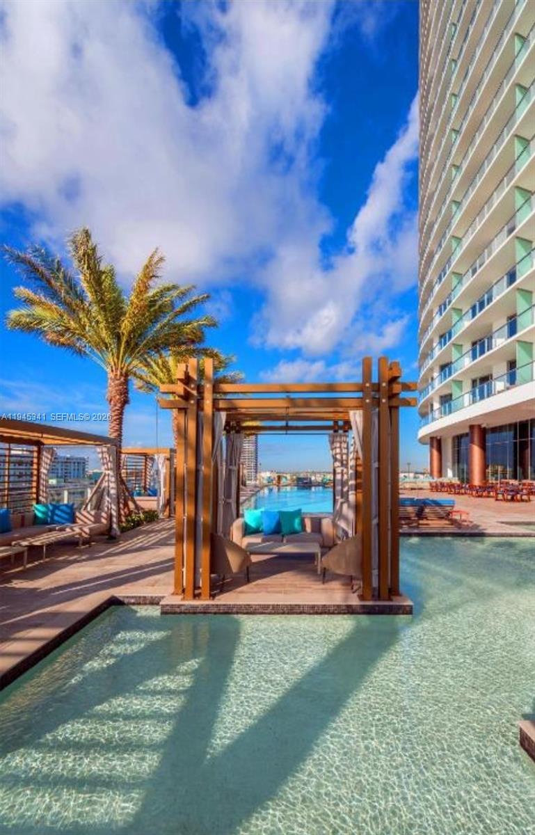 3610 1 / 1 850 кв.футов $ 2026-01-14 0 Фото