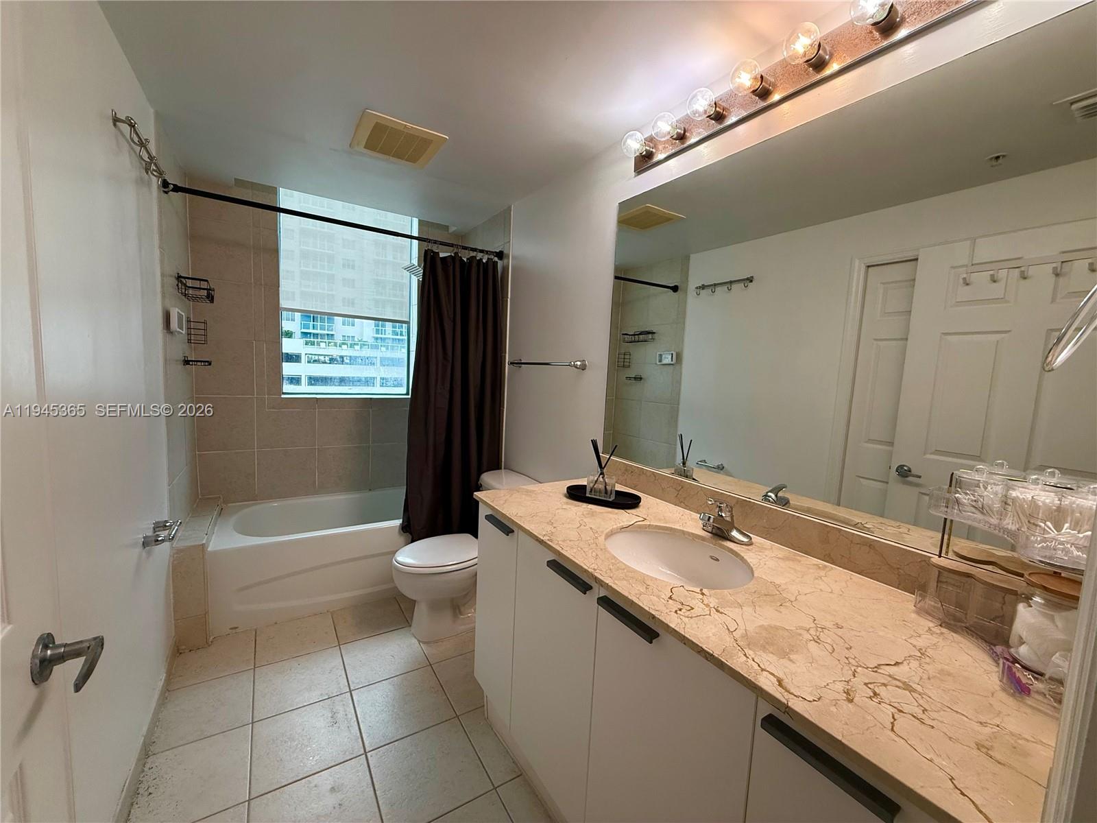 Photo of 140 Dixie Hwy  #437, Hollywood, Florida, 33020 - 