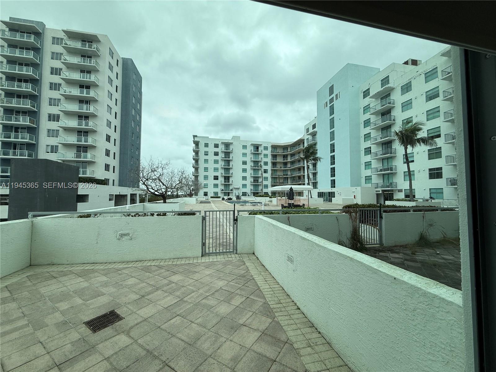 Photo of 140 Dixie Hwy  #437, Hollywood, Florida, 33020 - 