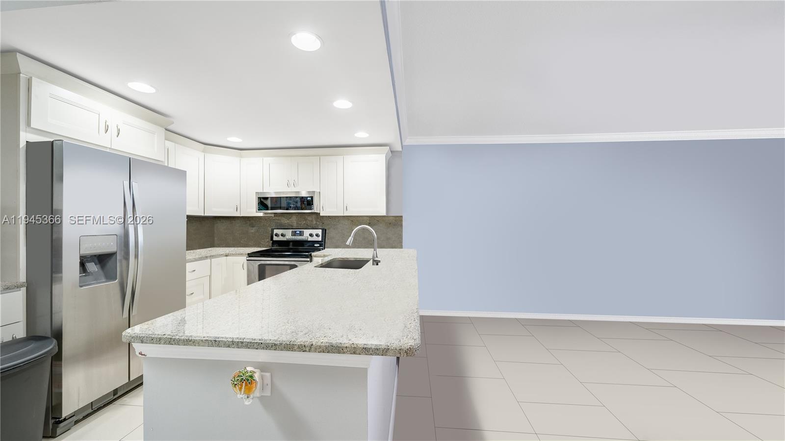 Photo of 1825 Ocean Dr  #504, Hallandale Beach, Florida, 33009 - personal items removed from photo