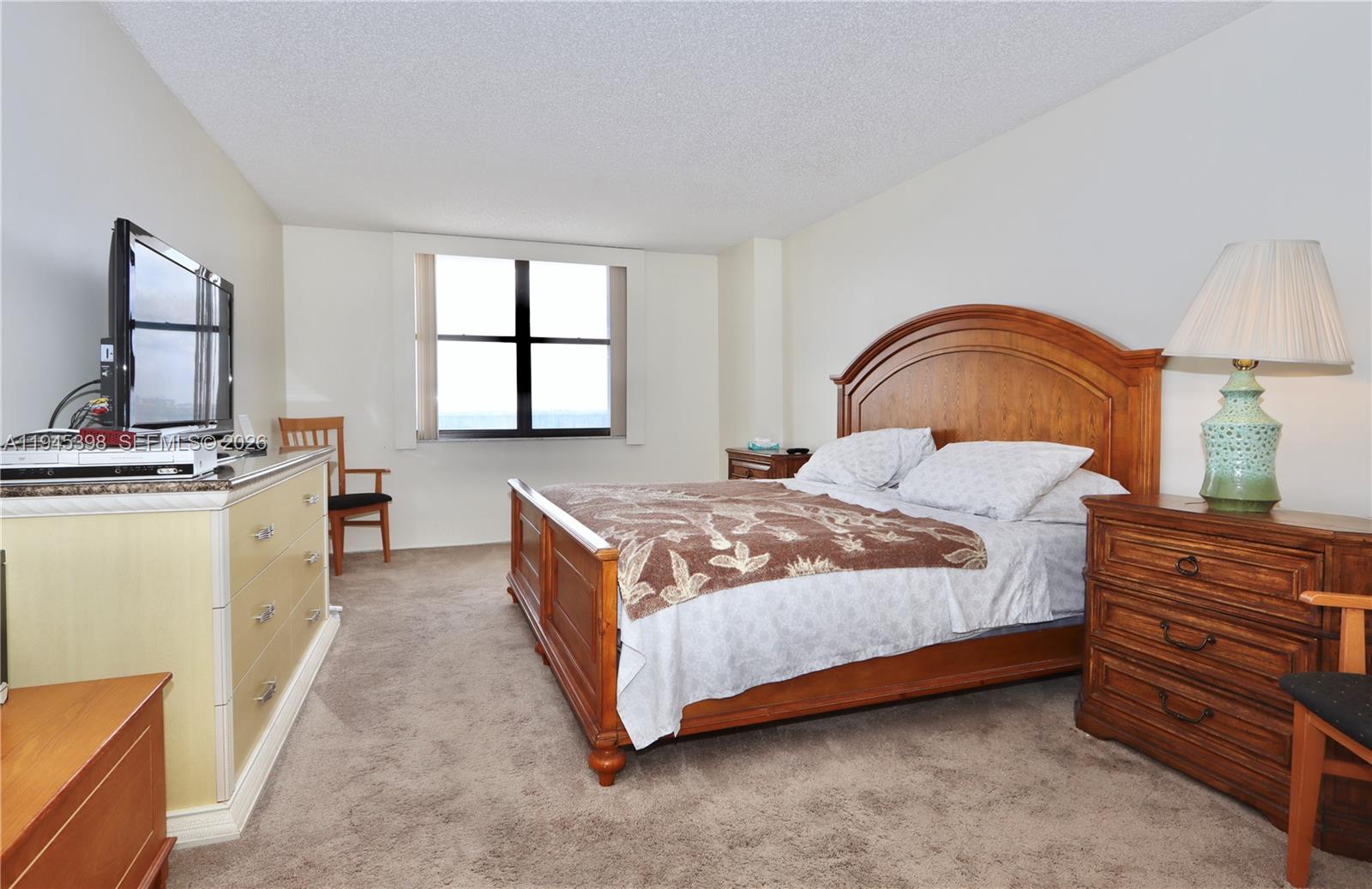 Photo of 2401 Ocean Dr  #806, Hollywood, Florida, 33019 - 