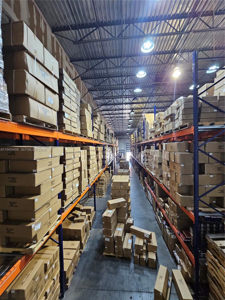 Подробнее / кв.футов $ 2026-01-28 0 Фото