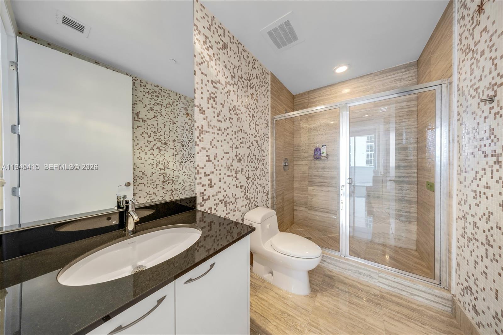 1502 3 / 4 1979 sq. ft. $ 2026-01-14 0 Photo