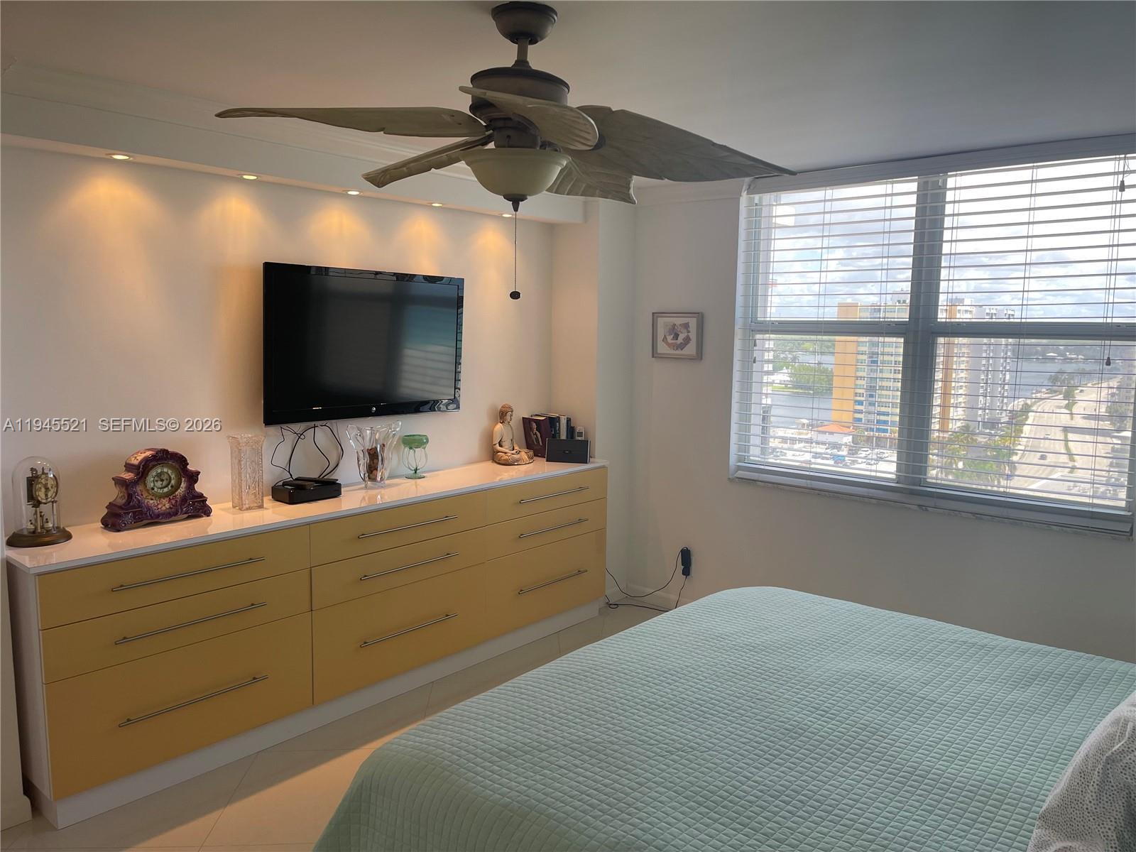 Photo of 2101 Ocean Dr  #1404, Hollywood, Florida, 33019 - 