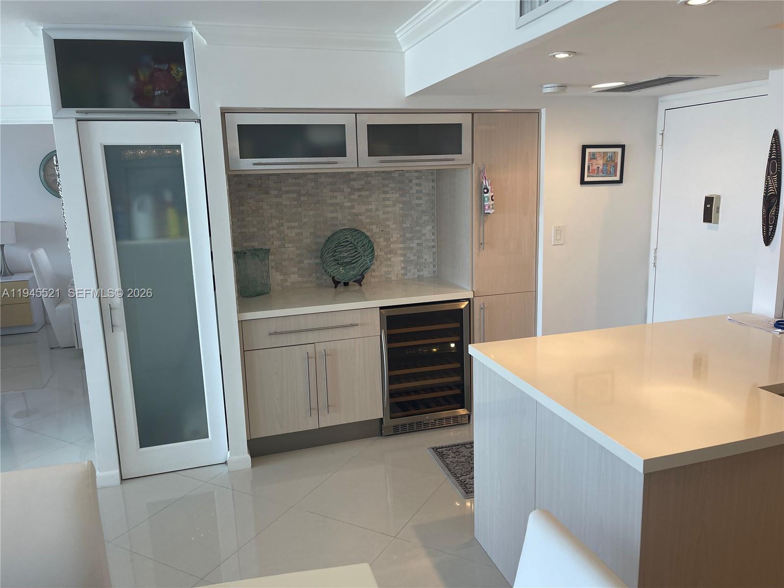 Photo of 2101 Ocean Dr  #1404, Hollywood, Florida, 33019 - 