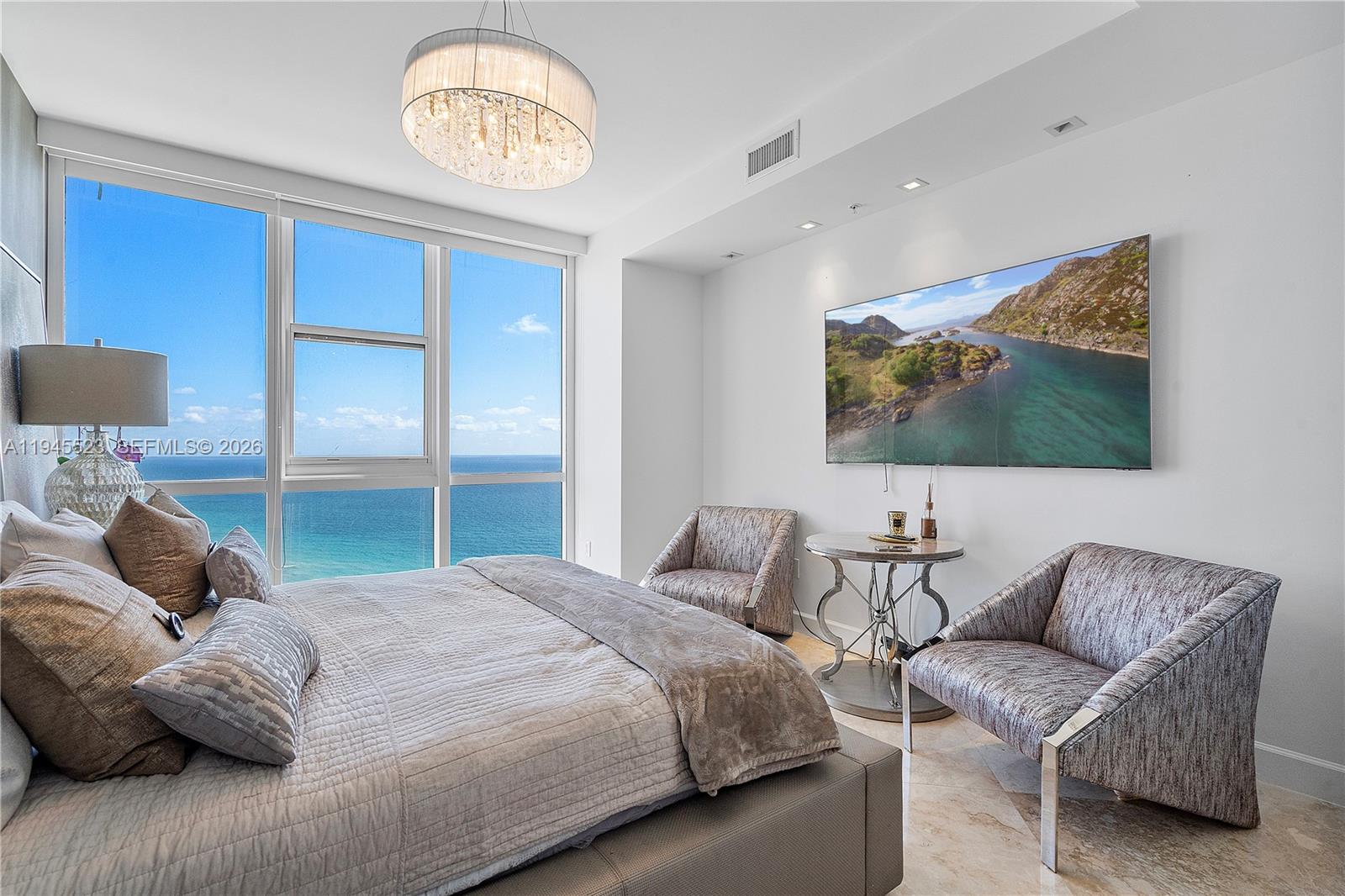 4404 3 / 4 2174 sq. ft. $ 2026-01-16 0 foto