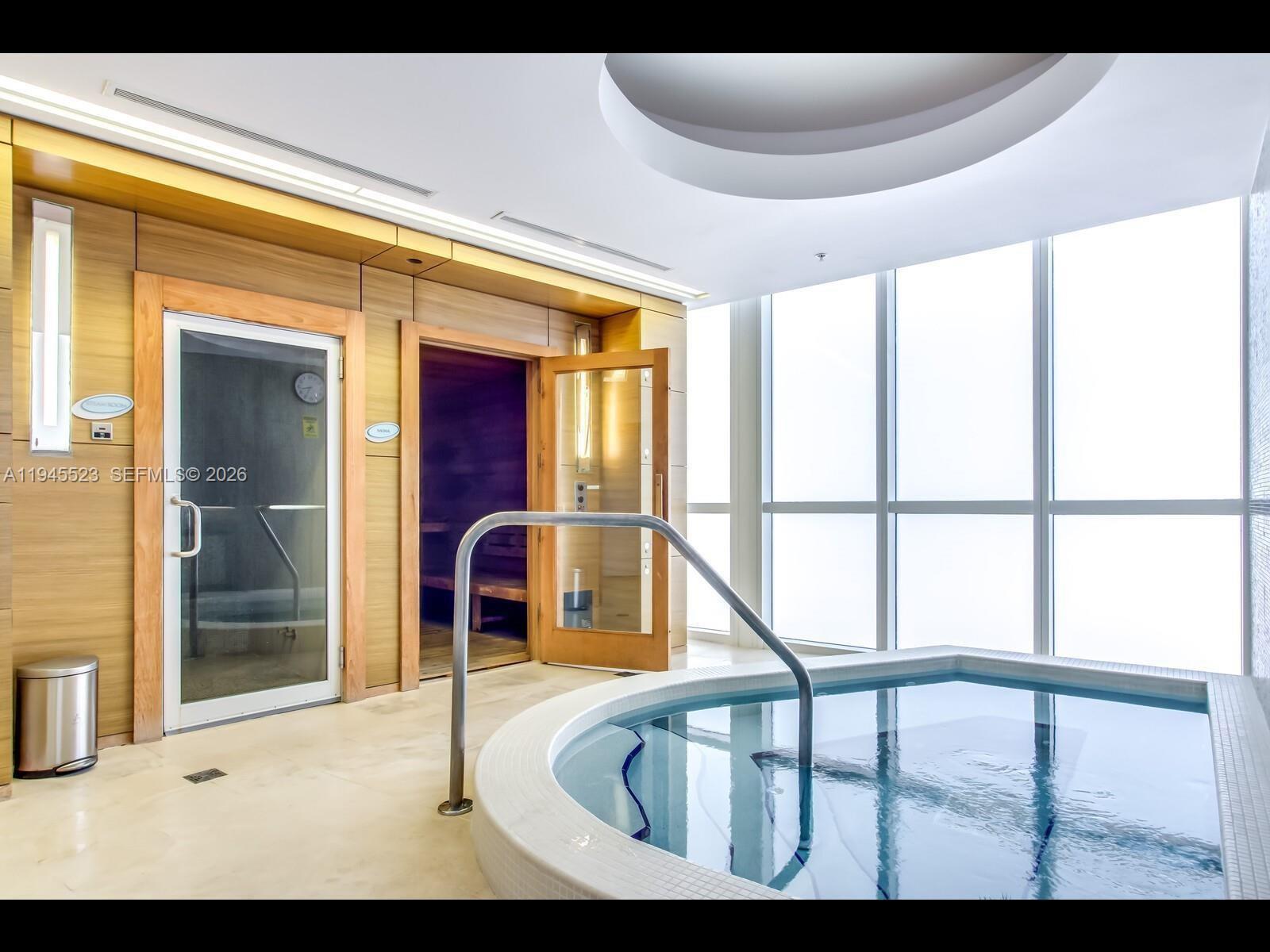 4404 3 / 4 2174 sq. ft. $ 2026-01-16 0 foto