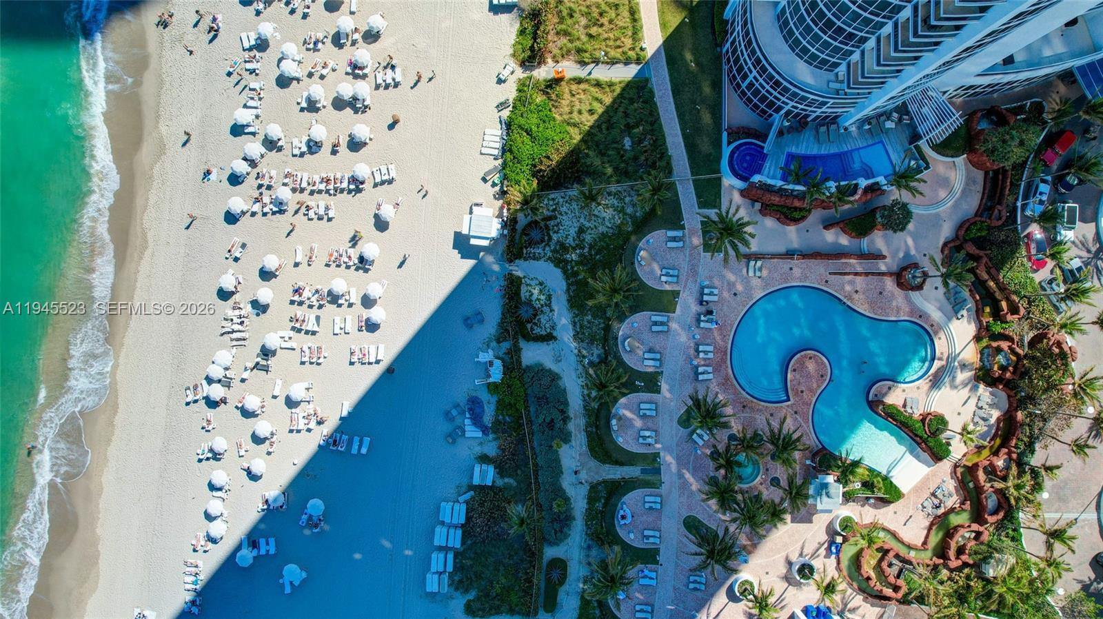 4404 3 / 4 2174 sq. ft. $ 2026-01-16 0 foto