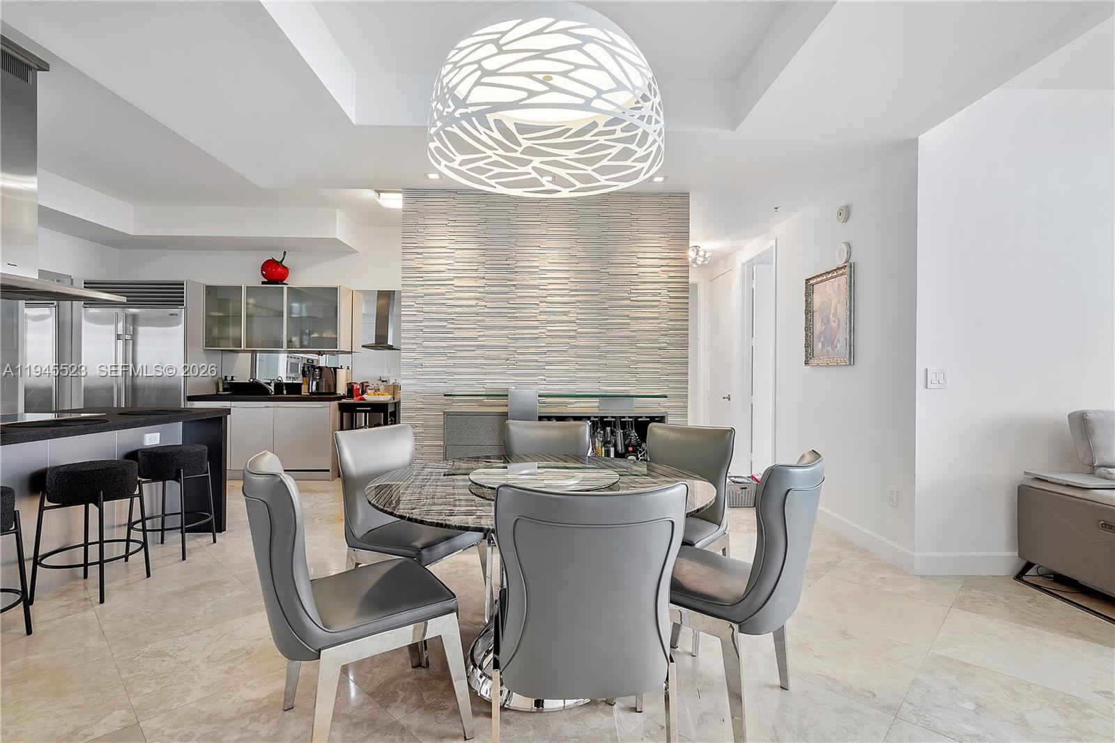 4404 3 / 4 2174 sq. ft. $ 2026-01-16 0 foto