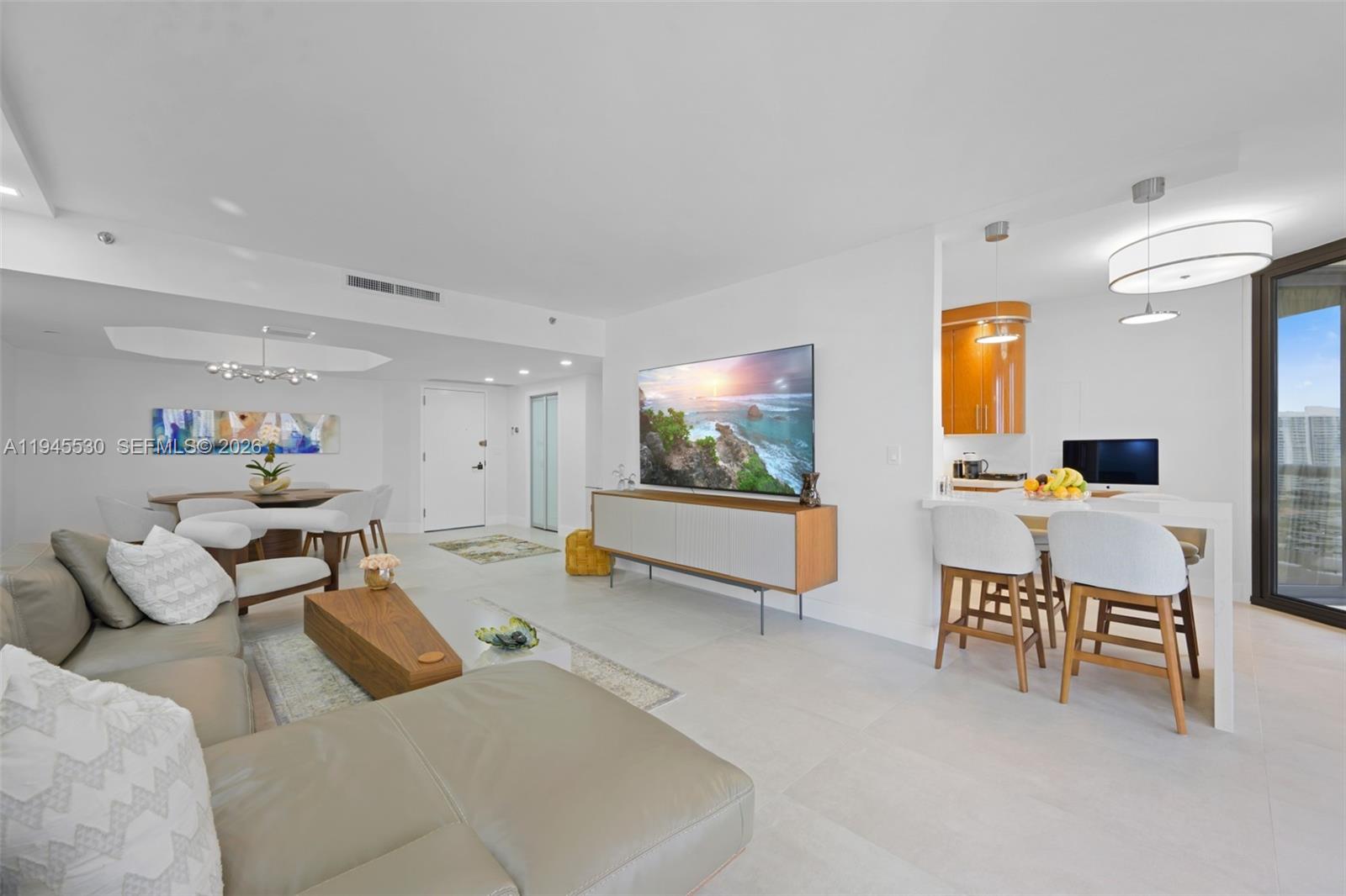 Photo of 20191 Country Club Dr  #2202, Aventura, Florida, 33180 - 