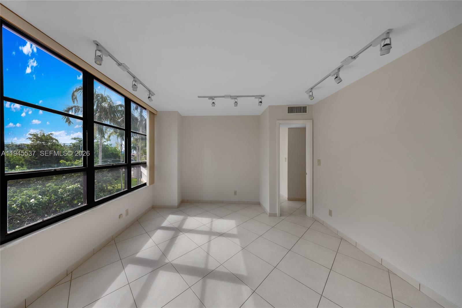 Photo of 600 Three Islands Blvd #212, Hallandale Beach, Florida, 33009 -