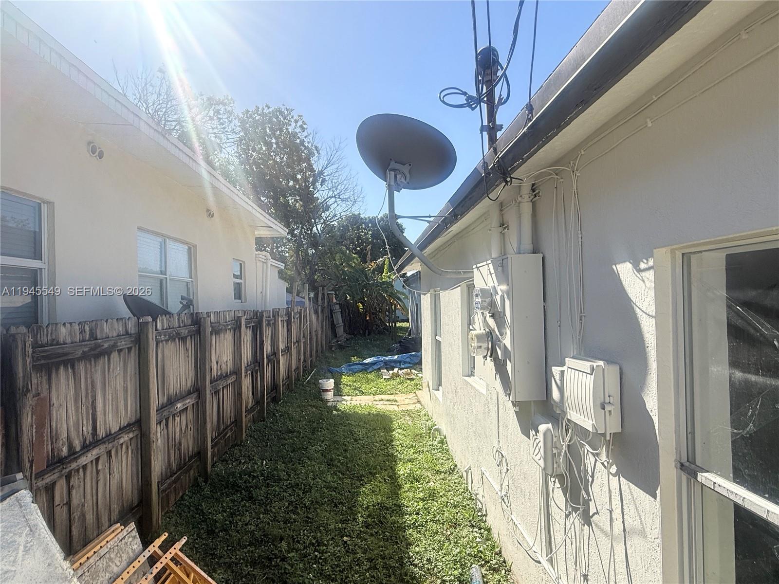   /  2252 кв.футов $ 2026-01-14 0 Фото