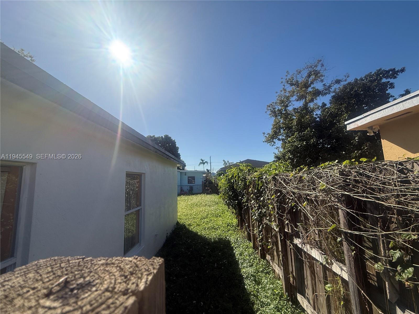   /  2252 кв.футов $ 2026-01-14 0 Фото