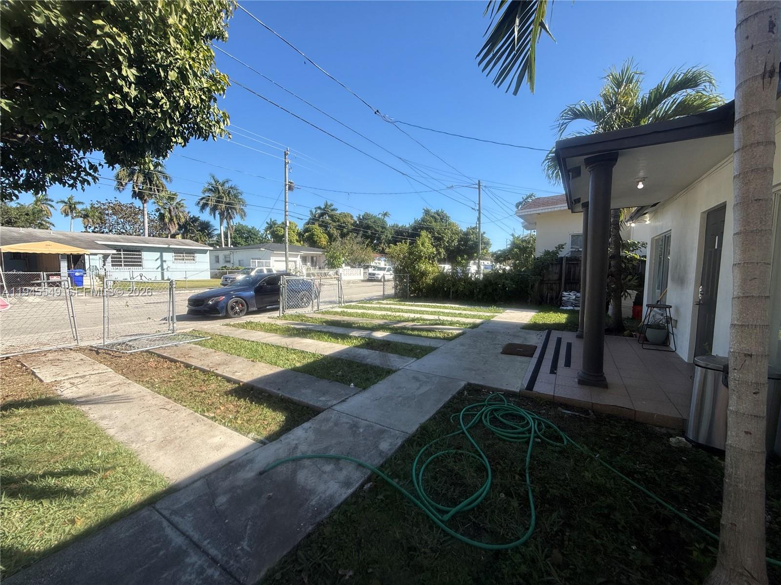   /  2252 кв.футов $ 2026-01-14 0 Фото