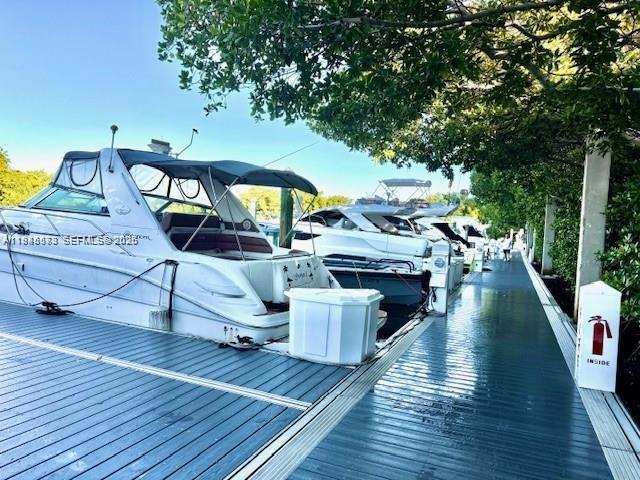   /   sq. ft. $ 2026-01-14 0 foto