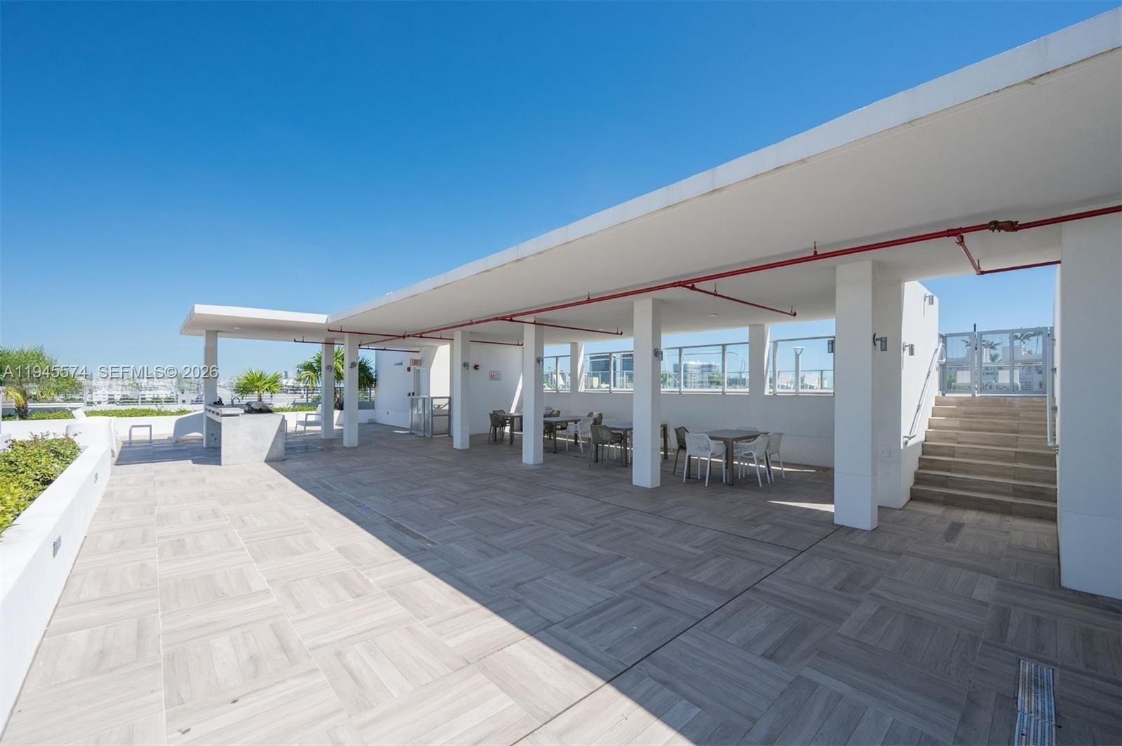 804 2 / 2 1325 sq. ft. $ 2026-02-09 0 foto