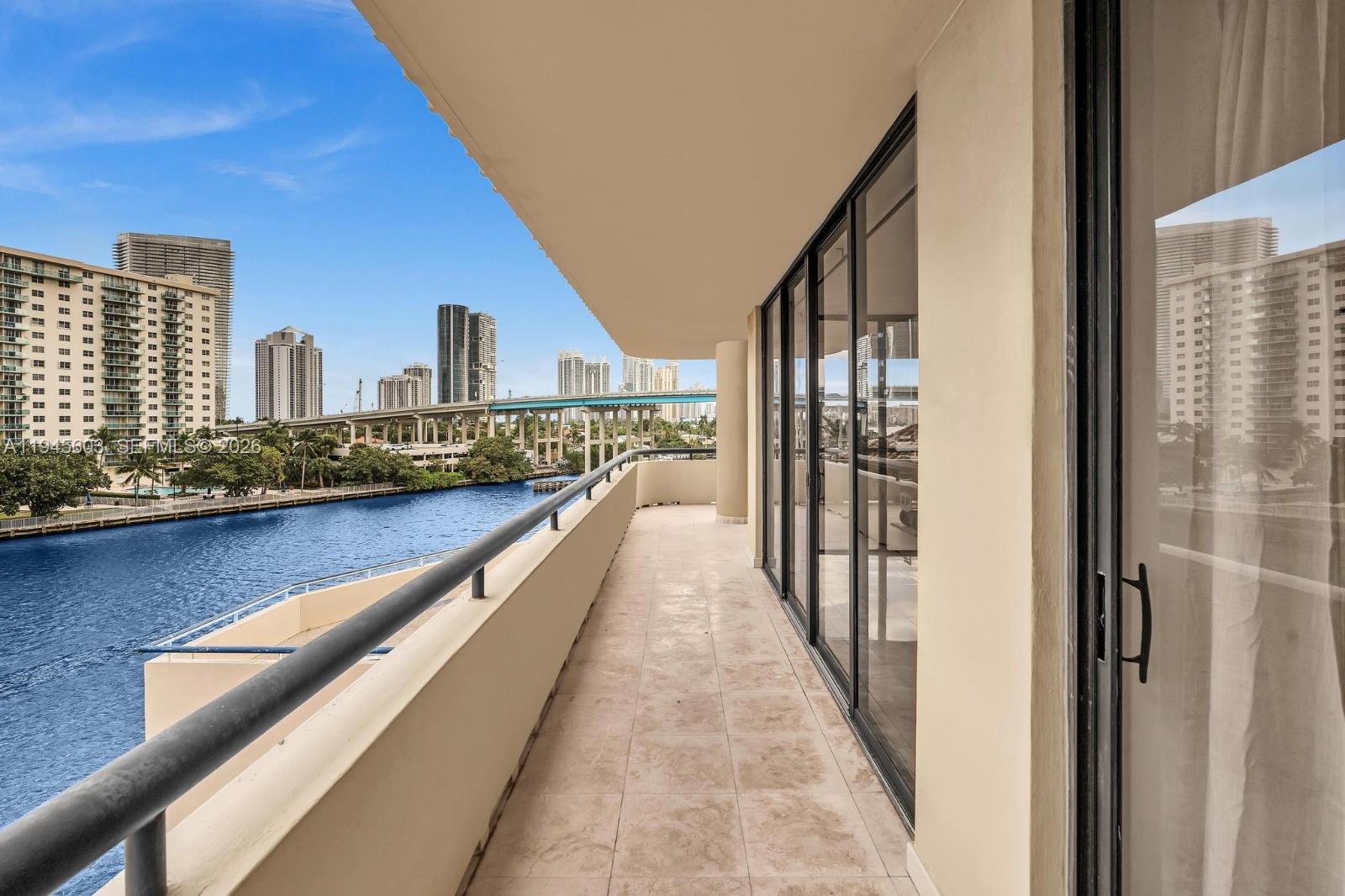 Photo of 19355 Turnberry Way  #3J, Aventura, Florida, 33180 - 