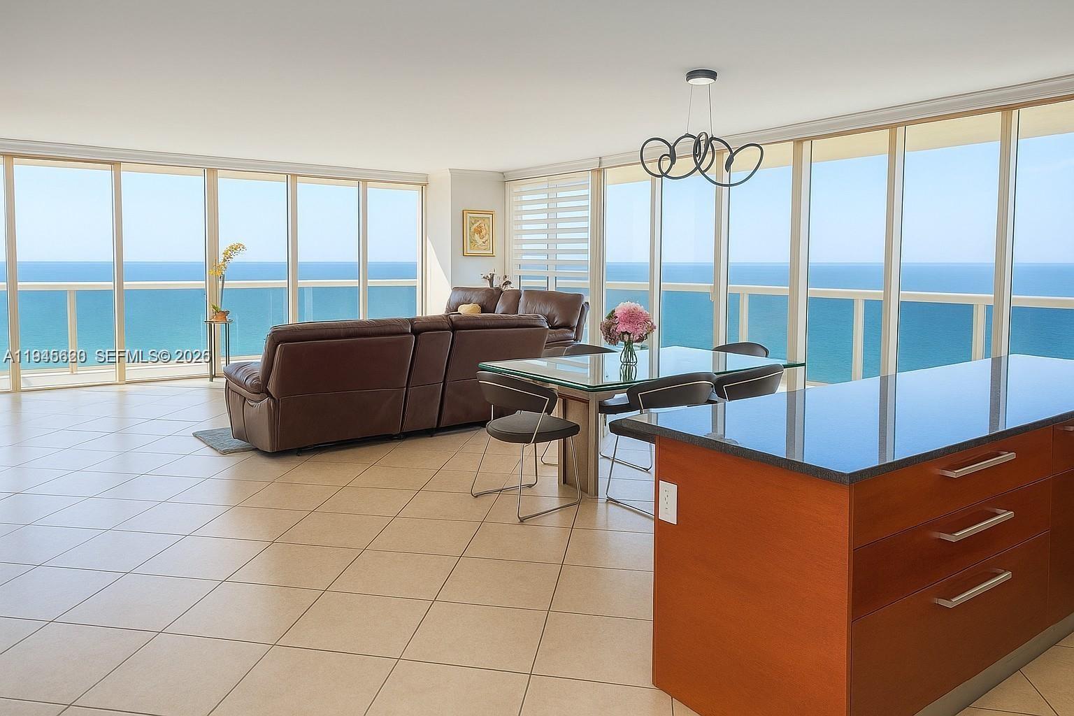 4501 3 / 3 2065 sq. ft. $ 2026-01-15 0 foto